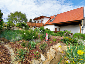 Seminarhaus mit Zimmer zur Übernachtung